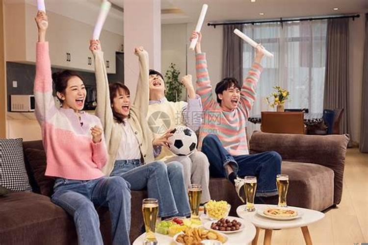 梦到几个好朋友在一起聚会