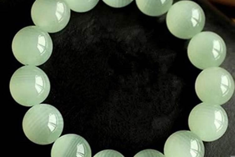 五行属土的人戴什么最旺