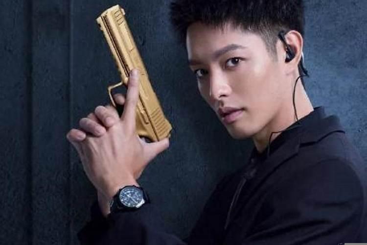 他在逆光中告白托里谁演的