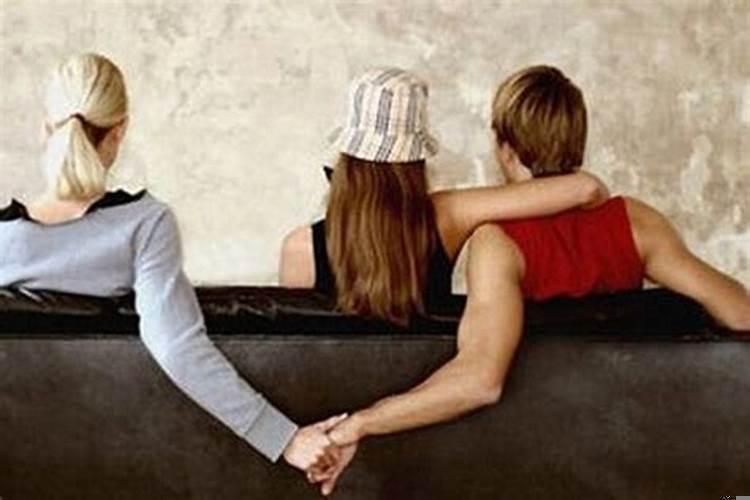 梦见睡在朋友家的床上