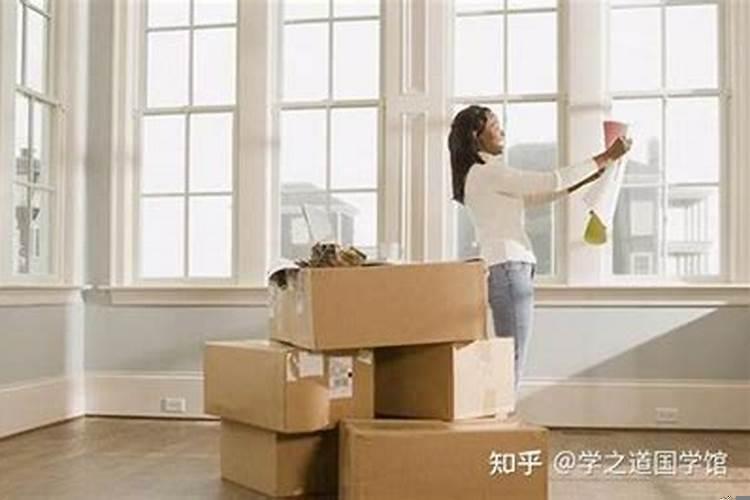 12月1日是星期几?