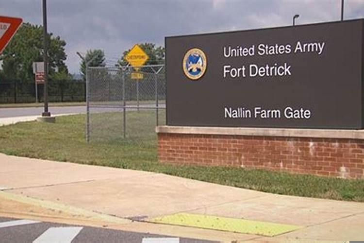 为什么要调查德特里克堡