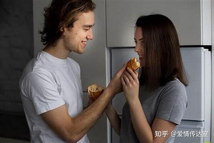 经常梦到以前的一个异性同学