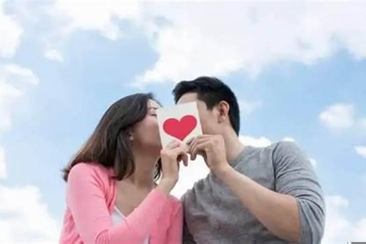 梦见亲吻是什么征兆女人