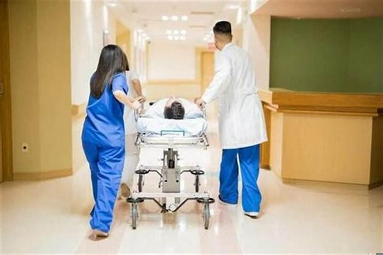 梦见爱人病重了