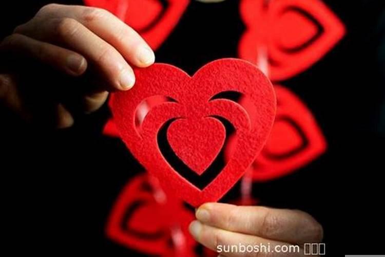 梦见抱情人的小孩