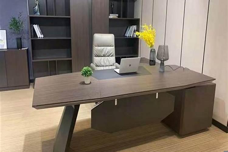 办公桌怎么选择颜色