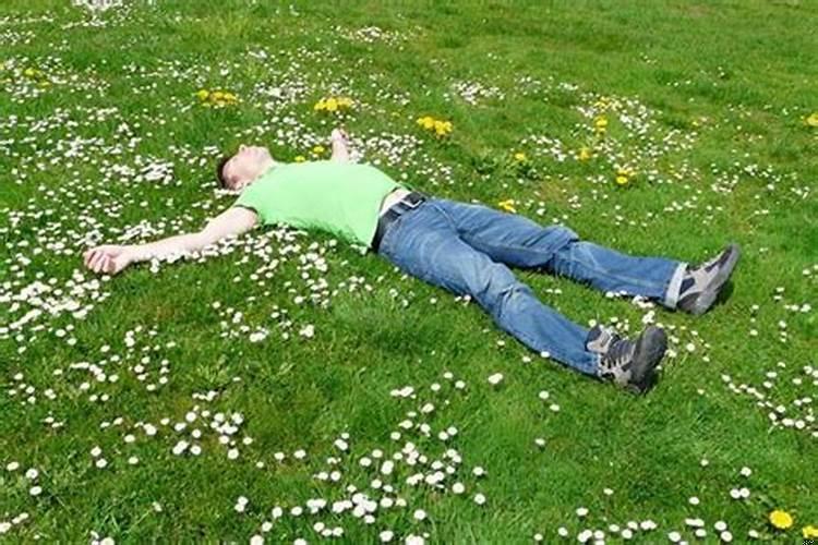 梦见死的来活的