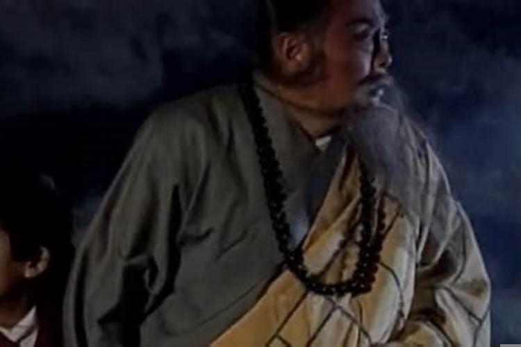 梦见双手沾满泥土