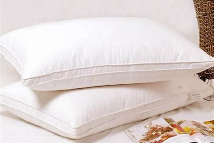 枕头下放什么更招财