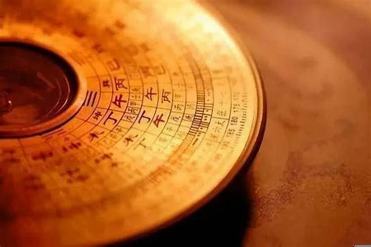 女人手上哪条是贵人线