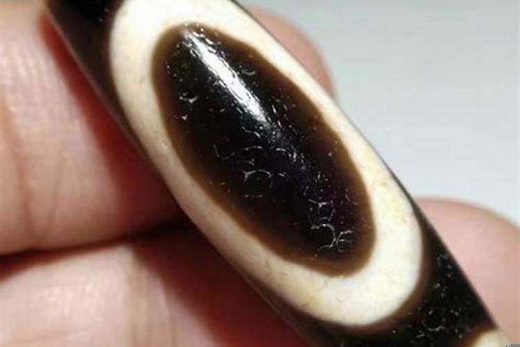 天珠九眼适合哪个生肖的人佩戴