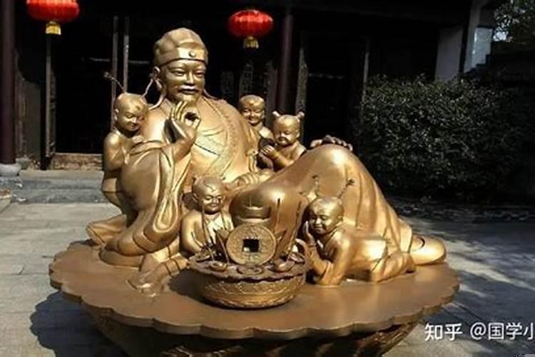 聚宝盆摆放在家里哪里好