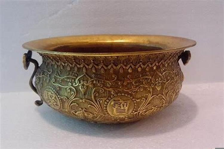 聚宝盆摆放在家里哪里好