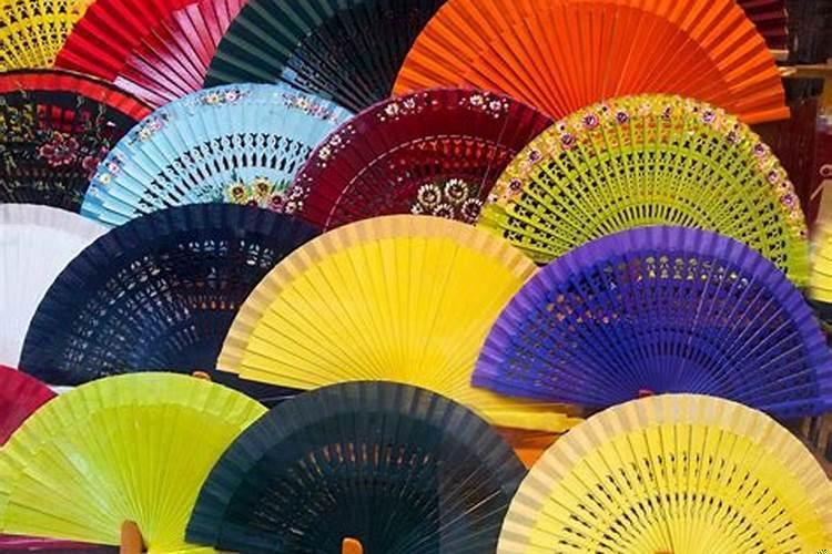 扇子放客厅有什么讲究