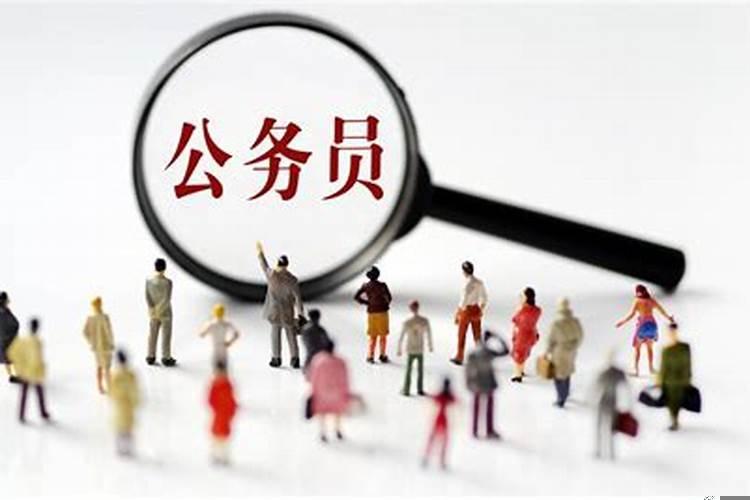 清朝宫女几岁入宫几岁出宫