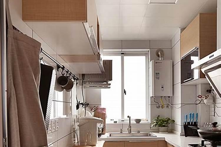 滑板哪只脚才是前脚