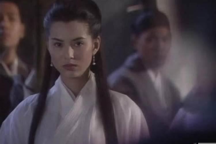 88年属龙女一生婚姻运势