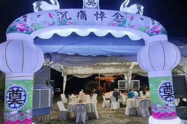 梦见看见蛇就跑