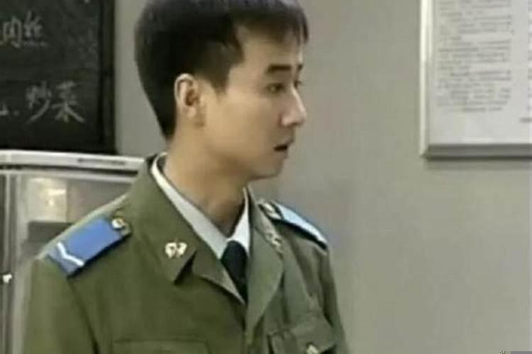 梦见大白狗咬我是什么意思呢