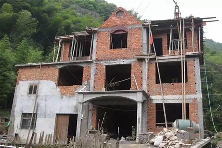 宅基地是三角形好吗?