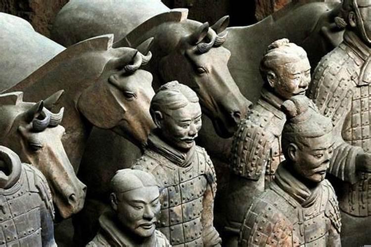 秦始皇陵为什么是坐西朝东