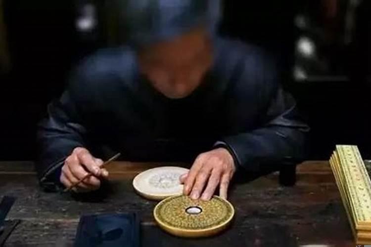 八字怎么看富贵贫贱