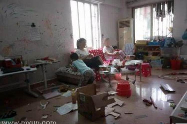 梦到在海里捉鱼