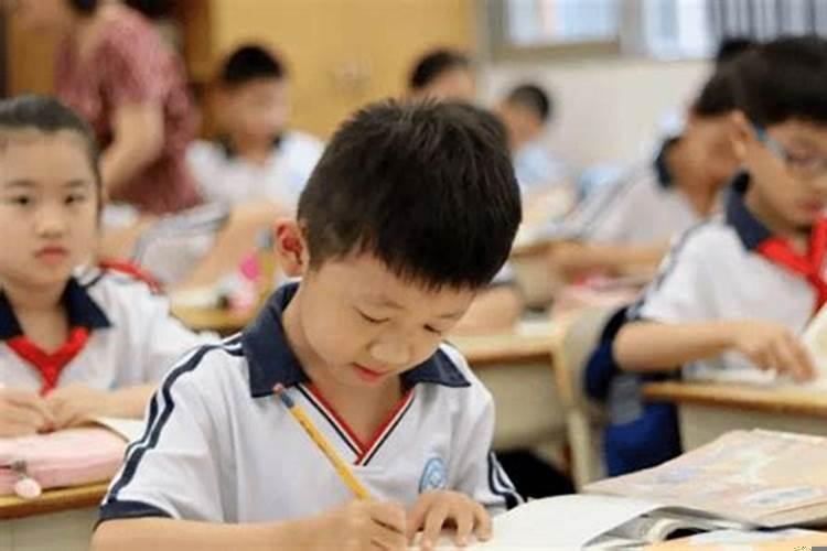 家长怎样做孩子成绩才会提高