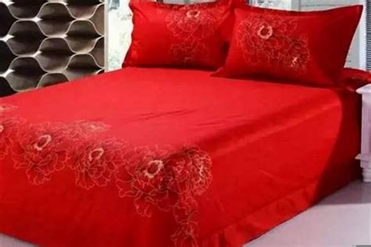 主卧床颜色深好还是浅好