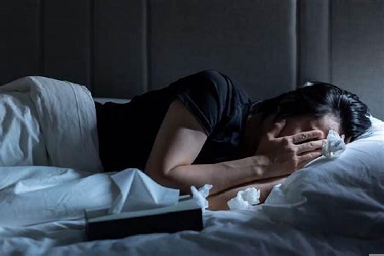 梦见死去的亲人不会走路