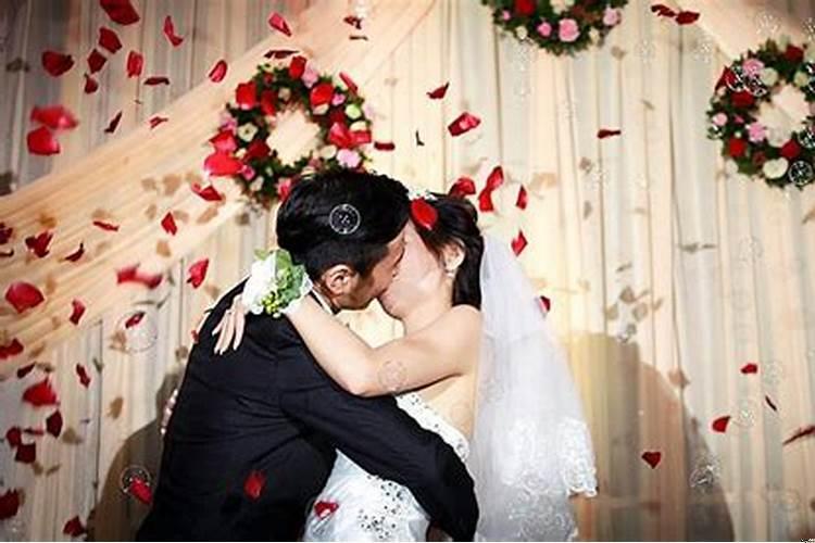 两个人什么时候结婚合适