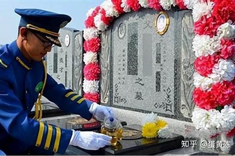 下葬为什么忌属相