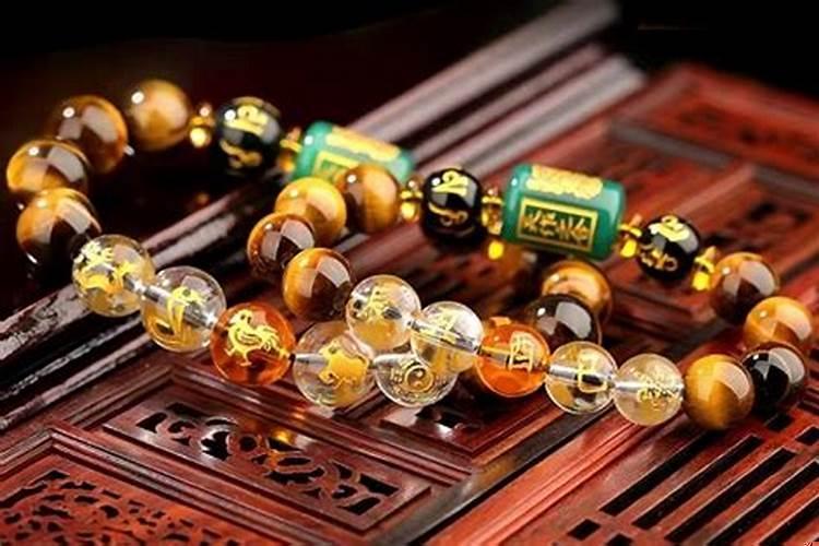 1993年属鸡佩戴什么旺财