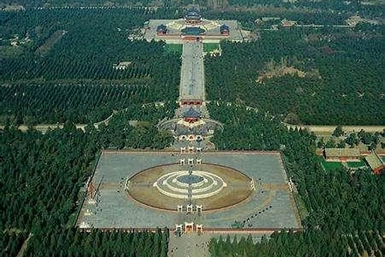 克雷洛夫寓言中狐狸的形象