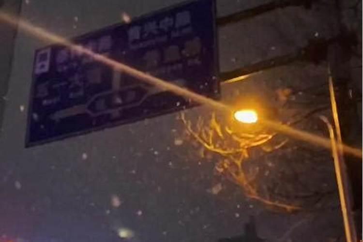 女生二十五该不该结婚了