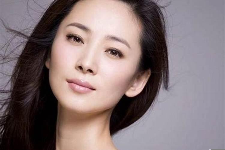 女人面相看一生财运