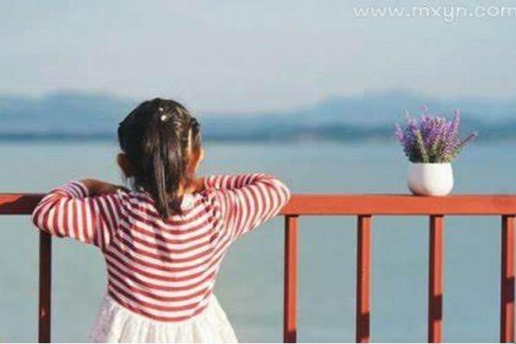 梦里见女孩什么意思