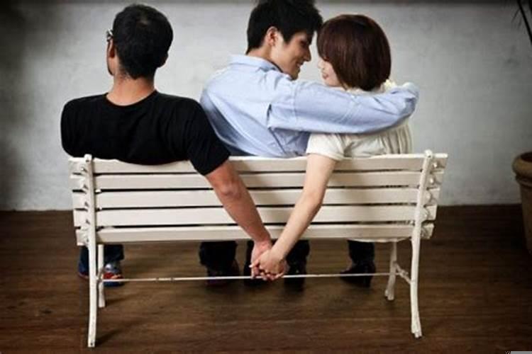 老公出轨了该不该去找他出轨的女人