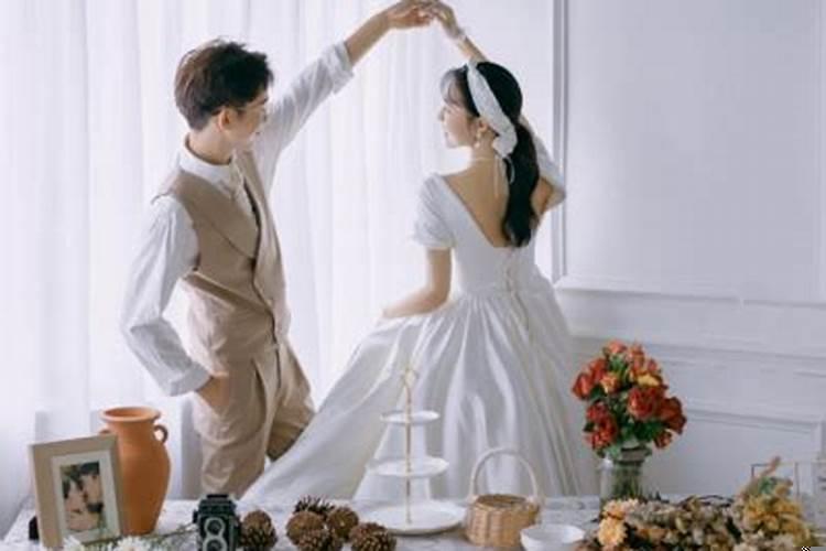 先见家长还是先订婚好