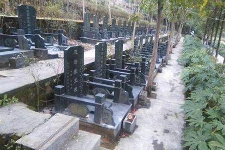 渝北坟墓立碑什么颜色好点