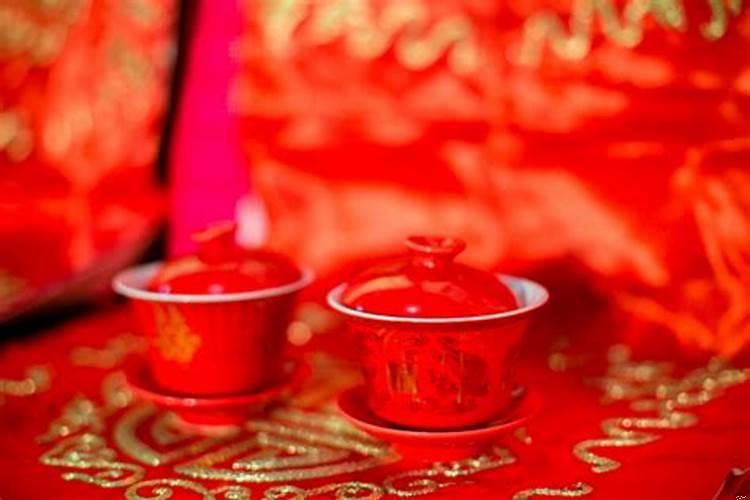 结婚是以男方还是女方定结婚日期