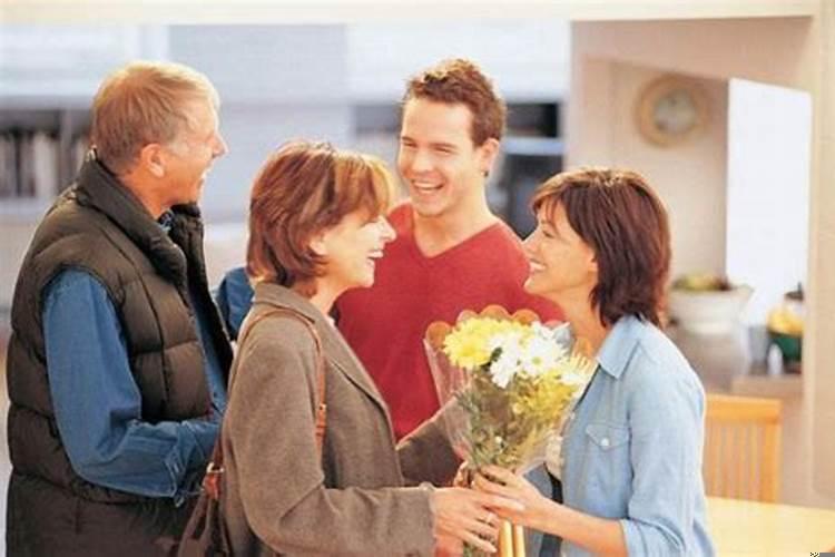 阴历8月哪天适合订婚