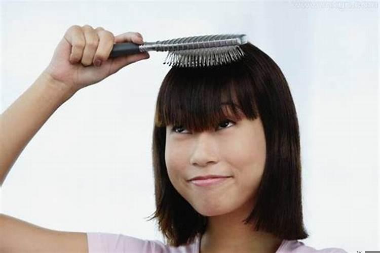 梦见大河水是什么意思还抓到好多烂鱼