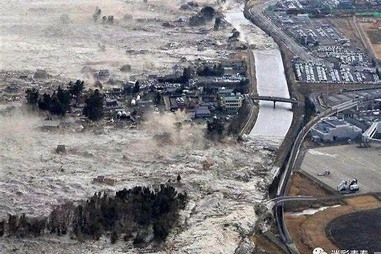 梦见世界末日被水淹