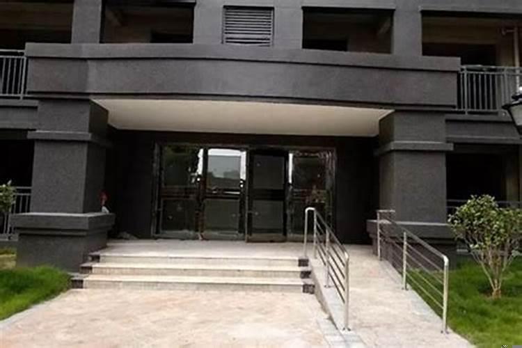 坟墓修台阶讲究