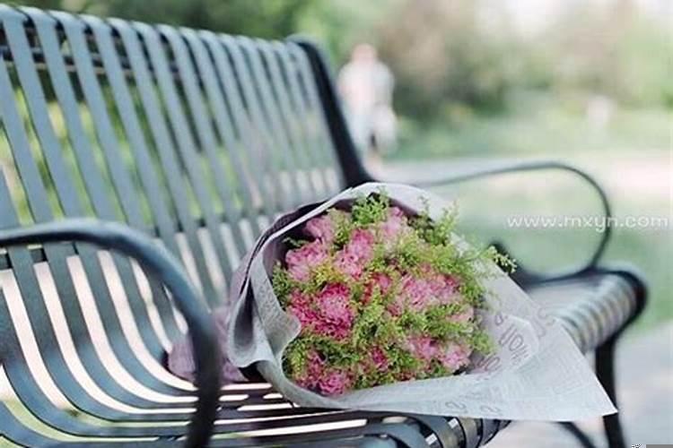 女人离婚梦见前夫和好是什么意思