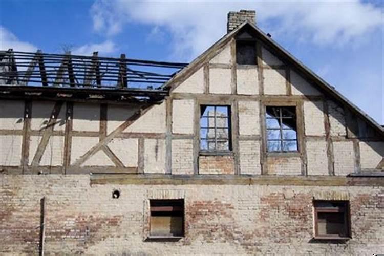 梦见收拾家里老房子