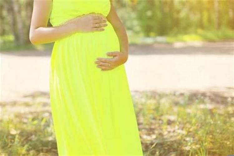 中年女人梦见自己怀孕大肚子