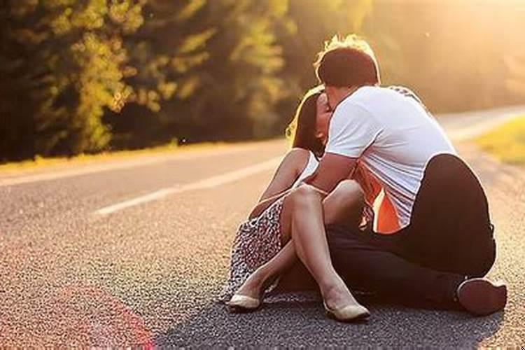 梦到谈了甜甜的恋爱什么意思